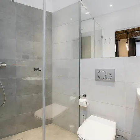 Level -1 Loft Center Kopernika Апартаменты